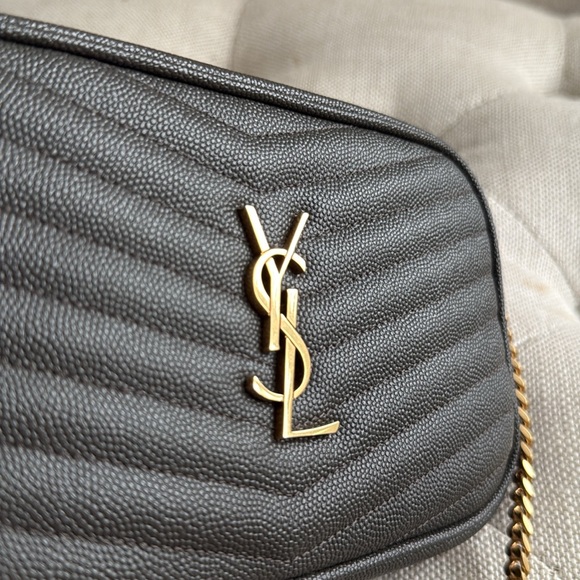 YSL Lou Mini Grain de Poudre Camera Bag - Picture 14 of 15